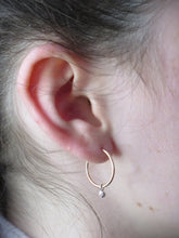 Load image into Gallery viewer, waxberry simple hoops- silver