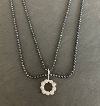 Load image into Gallery viewer, Berrio pendant on 15" chain