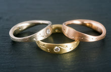 Load image into Gallery viewer, Wedding bands in 14K White Gold and Platinum
