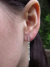 Load image into Gallery viewer, Waxberry Line Drop Earrings
